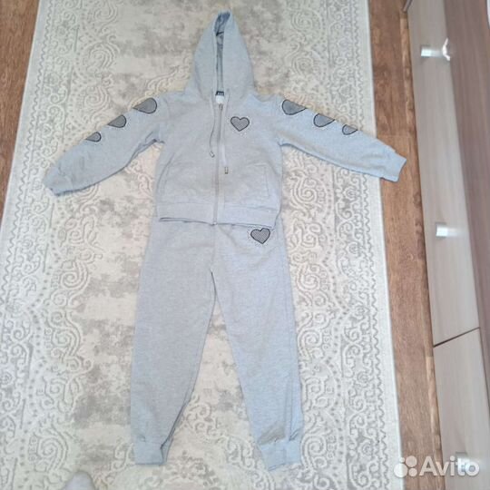 Спортивный костюм для девочки 110-116