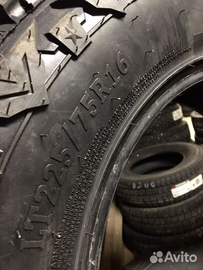 Roadcruza RA3200 225/75 R16