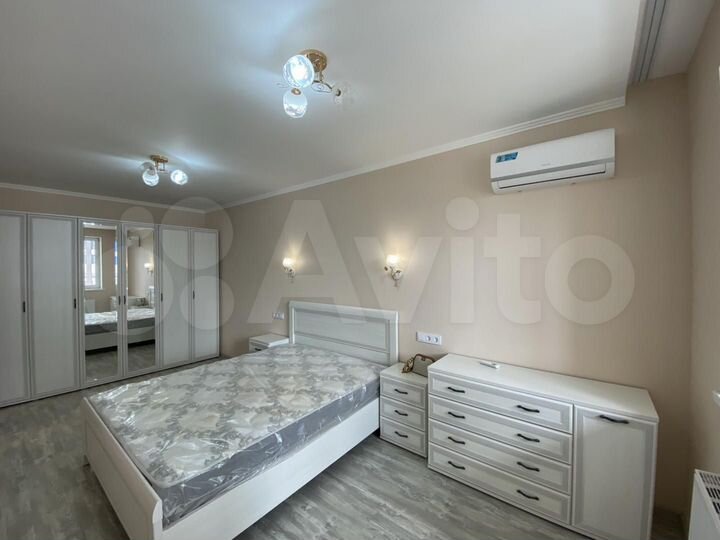 2-к. квартира, 68 м², 2/24 эт.