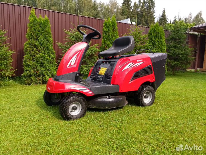 Садовый трактор газонокосилка