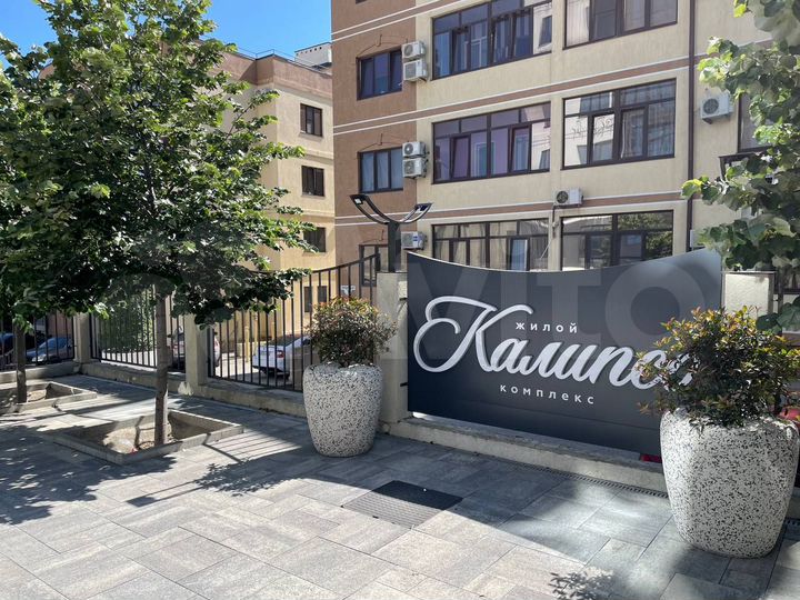 2-к. квартира, 81,9 м², 3/8 эт.