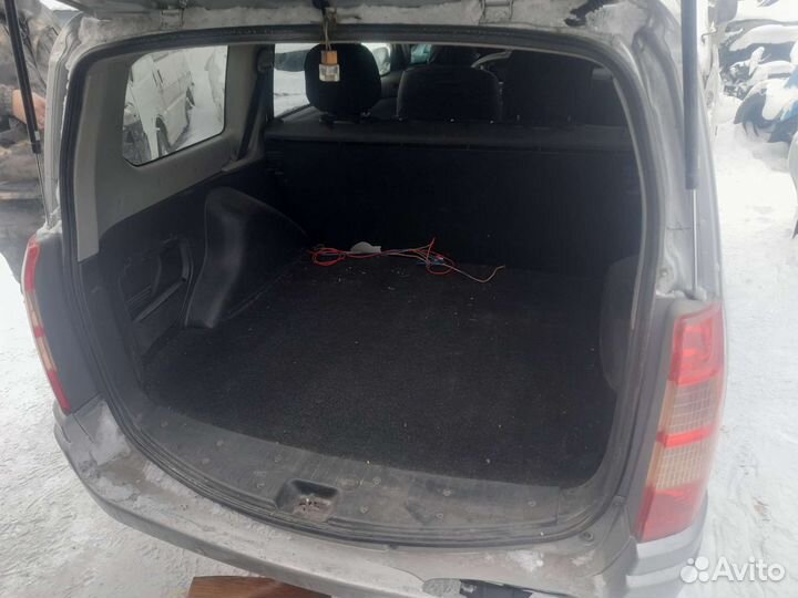 Авто в разбор по запчастям Toyota Succeed