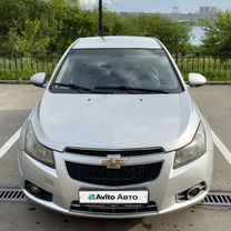 Chevrolet Cruze 1.6 AT, 2011, 233 000 км, с пробегом, цена 600 000 руб.