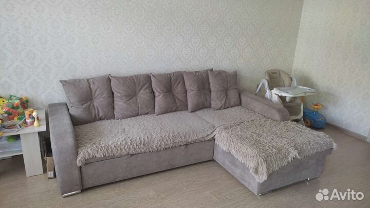 Угловой диван