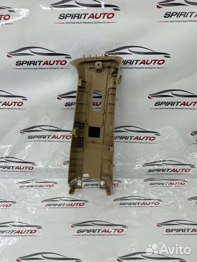 Центральная стойка кузова левая Kia Carnival 3 2.2