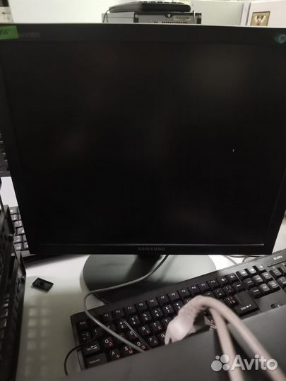 Продам мониторы