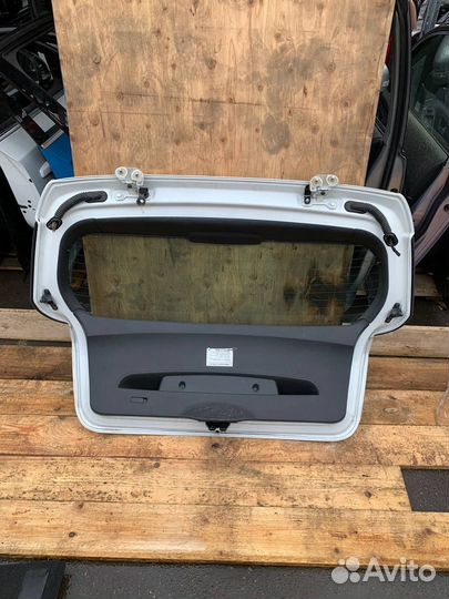 Дверь крышка багажника бмв Е87 BMW 1-series E87