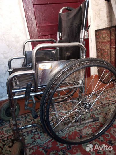 Инвалидная коляска складная бу