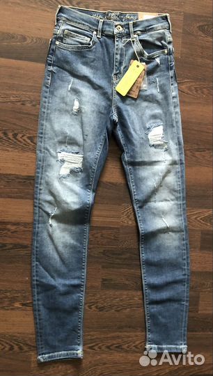 Джинсы Soccx W28 L30