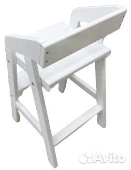 Стул растущий из дерева (магазин)