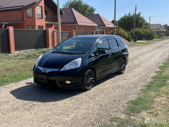 Honda Fit Shuttle 1.3 CVT, 2012, 92 000 км