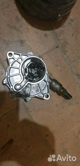 Вакуумный насос A6652300465 SsangYong 2.0XDI