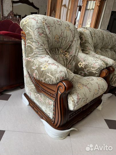 Диван и 2 кресла Румыния