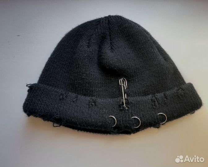 Шапка с кольцами