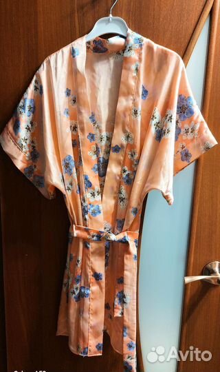 Женский халатик шелковый