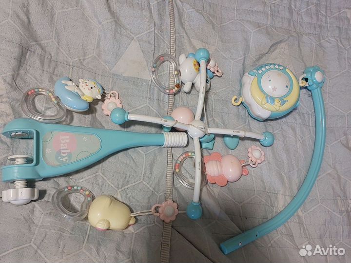 Мобиль в кроватку музыкальный