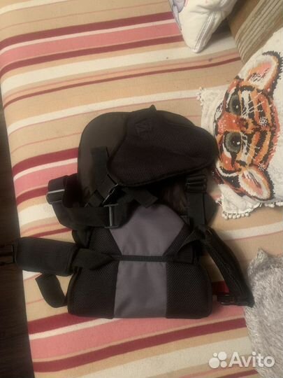 Продам бескаркасное детское автомобильное кресло