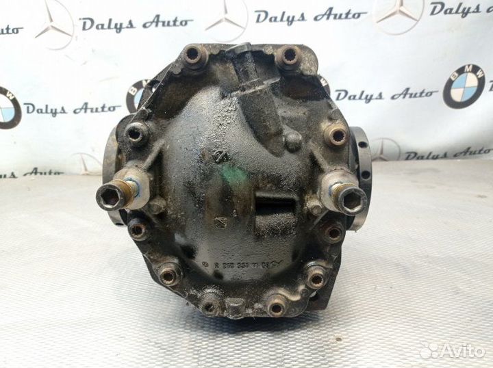 Редуктор 3.27 задний Mercedes-Benz E-Class W210