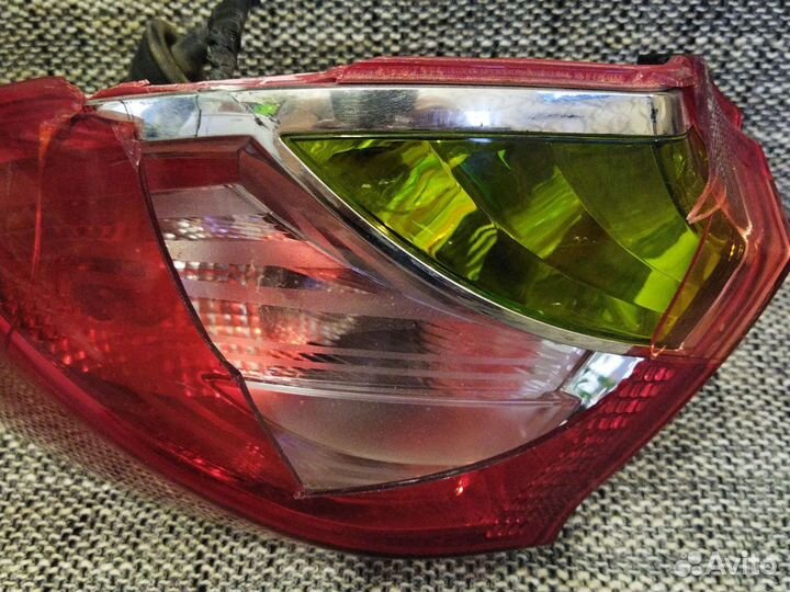 Задний правый фонарь kia ceed
