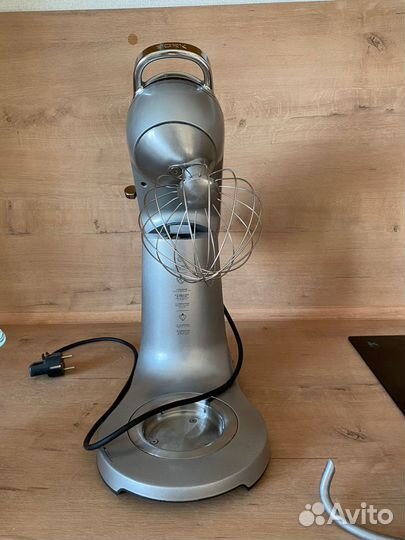 Миксер планетарный bork