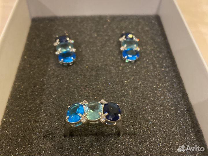 Серебряные серьги с топазами