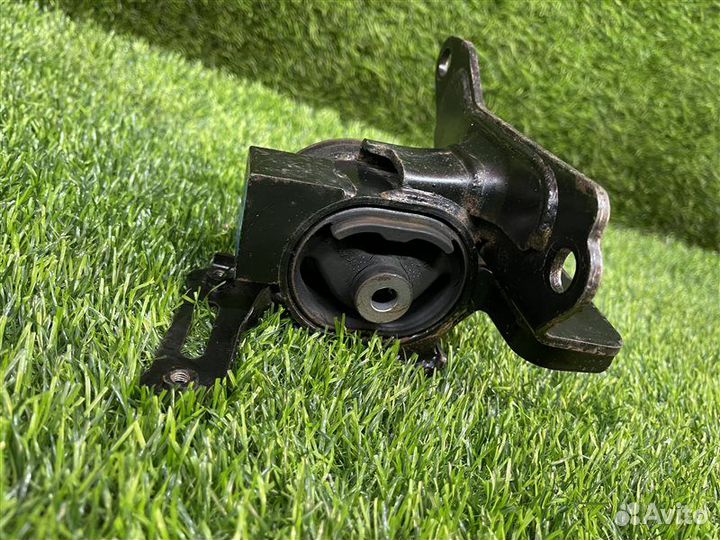 Подушка двигателя передняя левая Toyota Premio