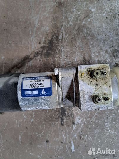 Насос привода багажника на Mercedes W221
