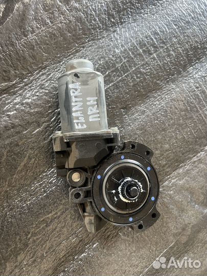 Моторчик стеклоподъемника Hyundai Elantra HD