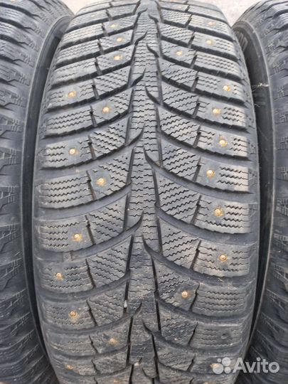 Laufenn I Fit Ice LW 71 225/55 R18