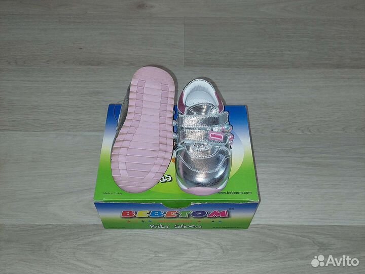Новые кроссовки Bebetom р 21 кожа