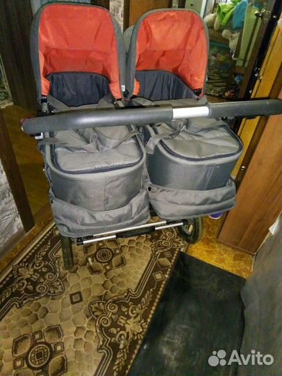 Коляска для двойни Bumbleride Indie Twin 2 в 1