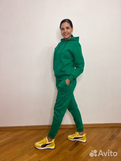 Спортивный костюм с начесом женский