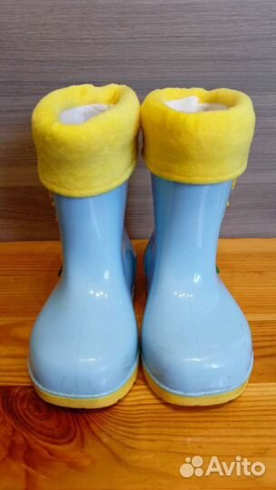 Резиновые сапожки
