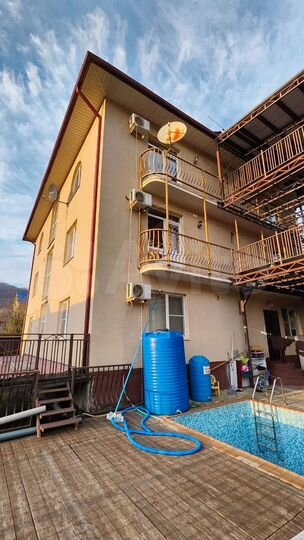 Коттедж 480 м² на участке 17 сот.