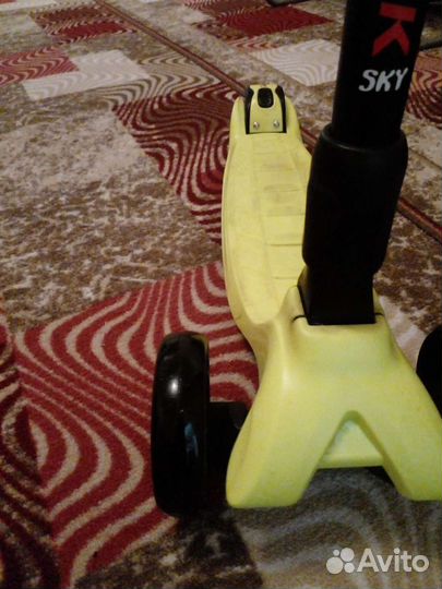 Самокат детский трехколесный