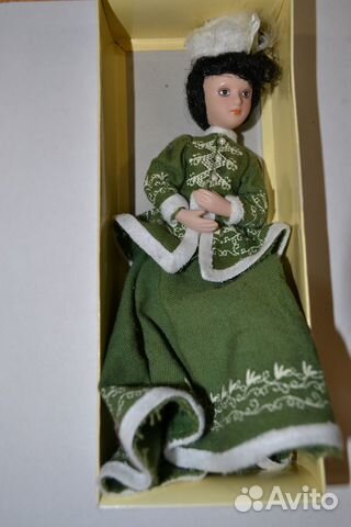 Кукла фарфоровая коллекционная