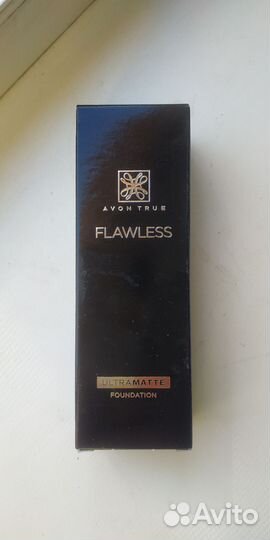 Avon Крем тональный с гиалуроновой кислотой