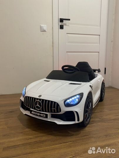 Электромобиль Mersebes AMG GT R