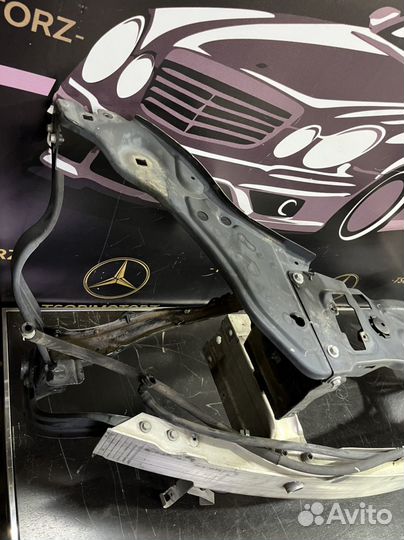 Панель передняя телевизор мерседес w218 cls500