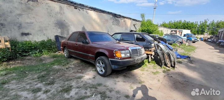 Разбор Mercedes-Benz W124