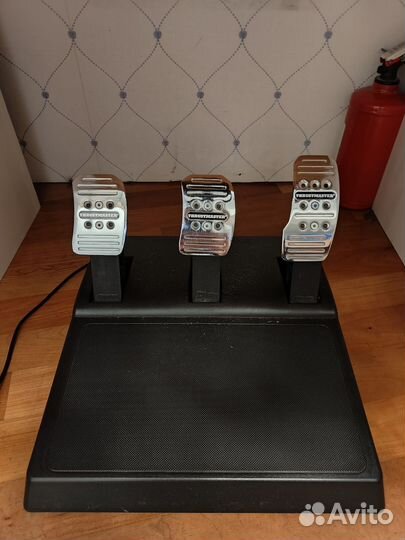 Игровой руль thrustmaster t150 pro