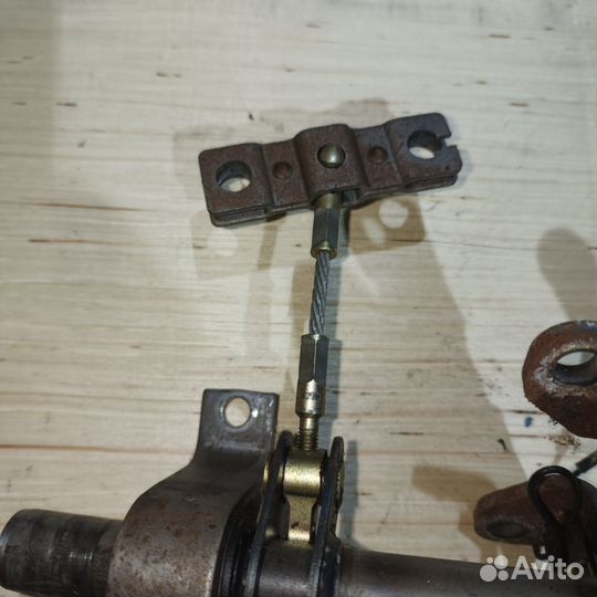 Ручка ручника Hyundai Santamo