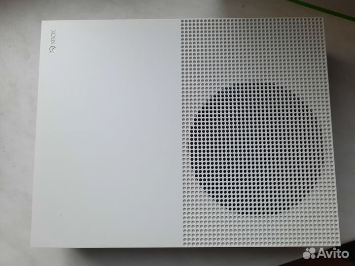 Игровая приставка Xbox One S 1TB