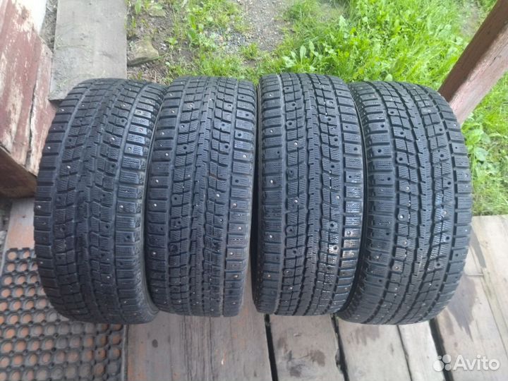 Dunlop SP Winter Ice 01 205/55 R16 94