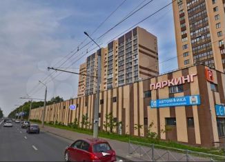 Машиноместо, 16 м²