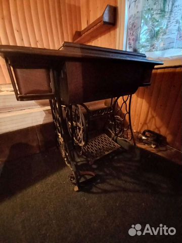 Швейная машина Singer