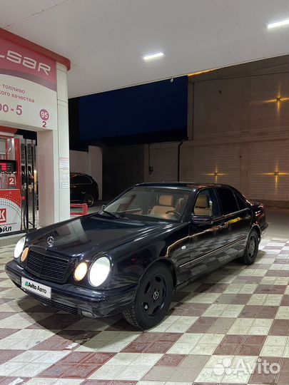 Mercedes-Benz E-класс 3.2 AT, 1995, 80 000 км