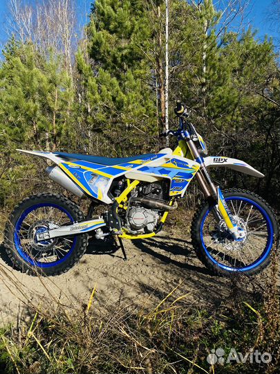 Эндуро мотоцикл Motoland XT250ST