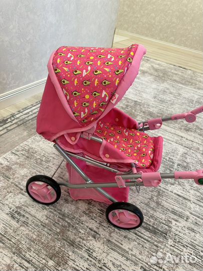 Кукольная коляска для куклы