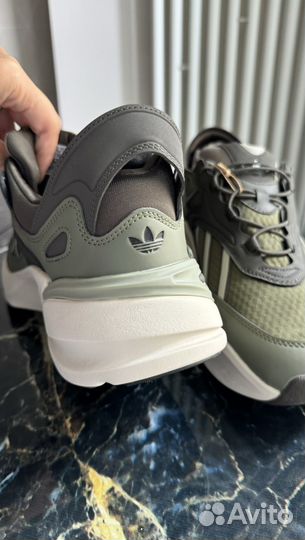 Кроссовки Adidas ozmorph 46 р (31 см)